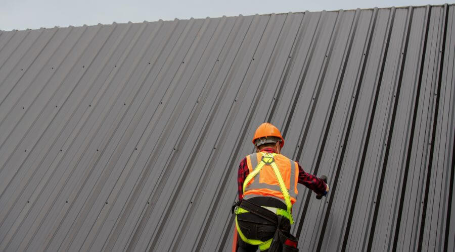 Professional metal roof installation in Hammond, MT